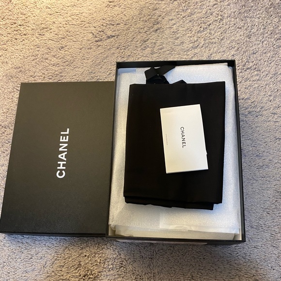 BRAND NEW!!!BRAND NEW!!! CHANEL mule heels. Size 39 fits size 8. - Picture 7 of 8